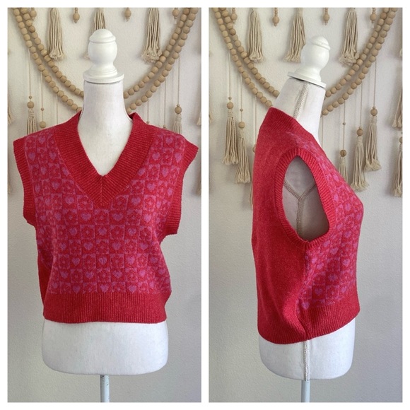 Nordstrom Tops - Nordstrom sweater tank top knit vest red pink heart checkerboard spring Y2K xs